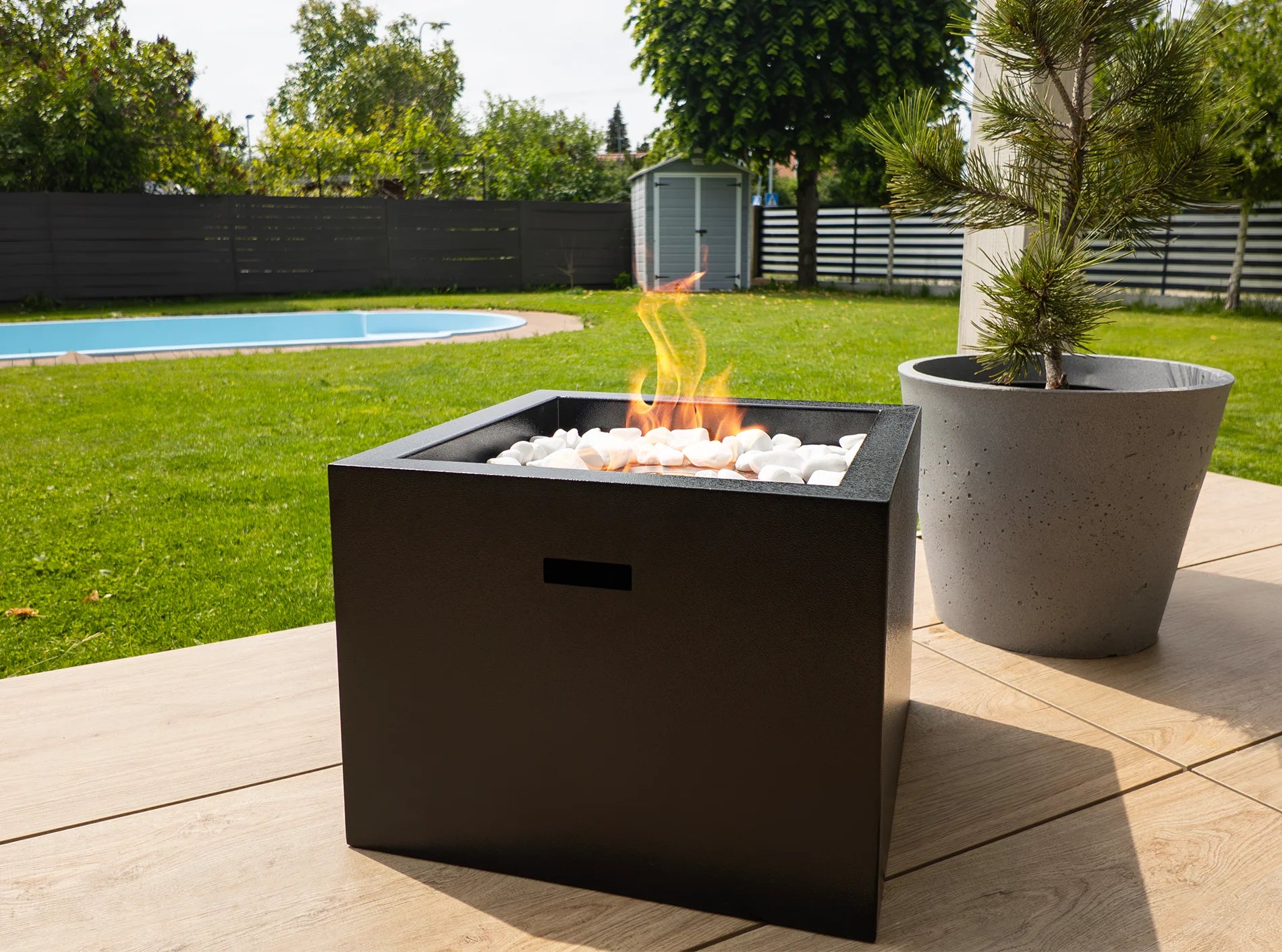 Cube Quadratische Outdoor Feuerstelle im Würfel-Design