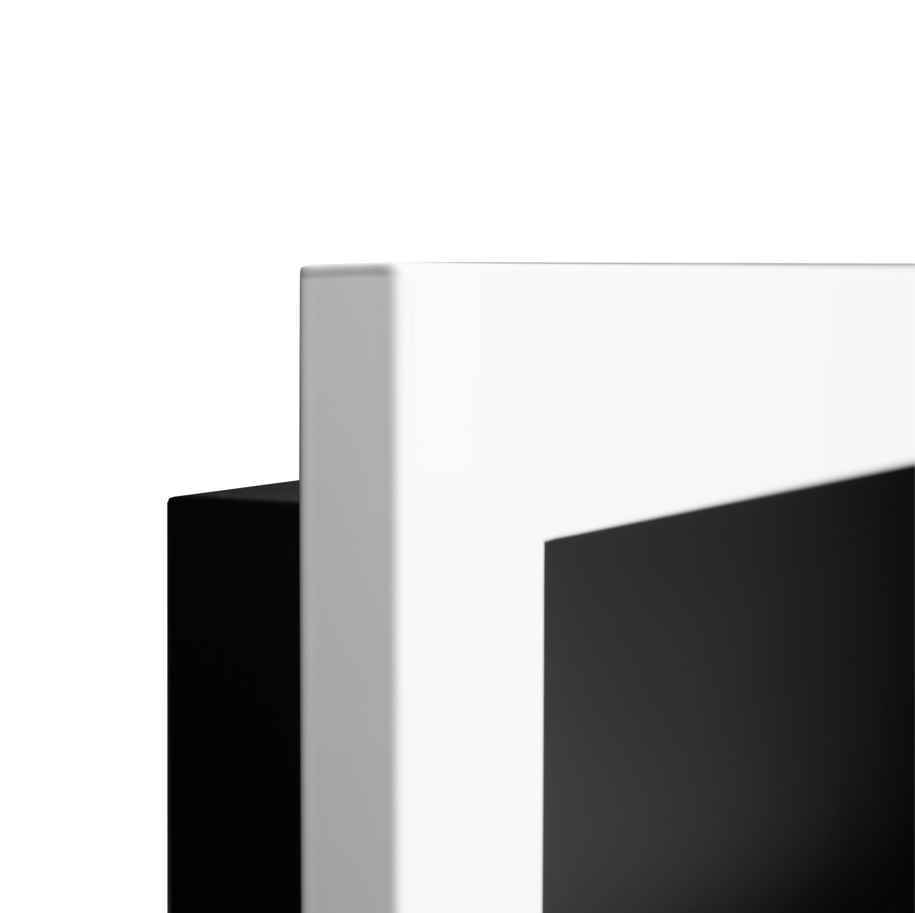 Elegant Wandkamin 900x400 in weiß
